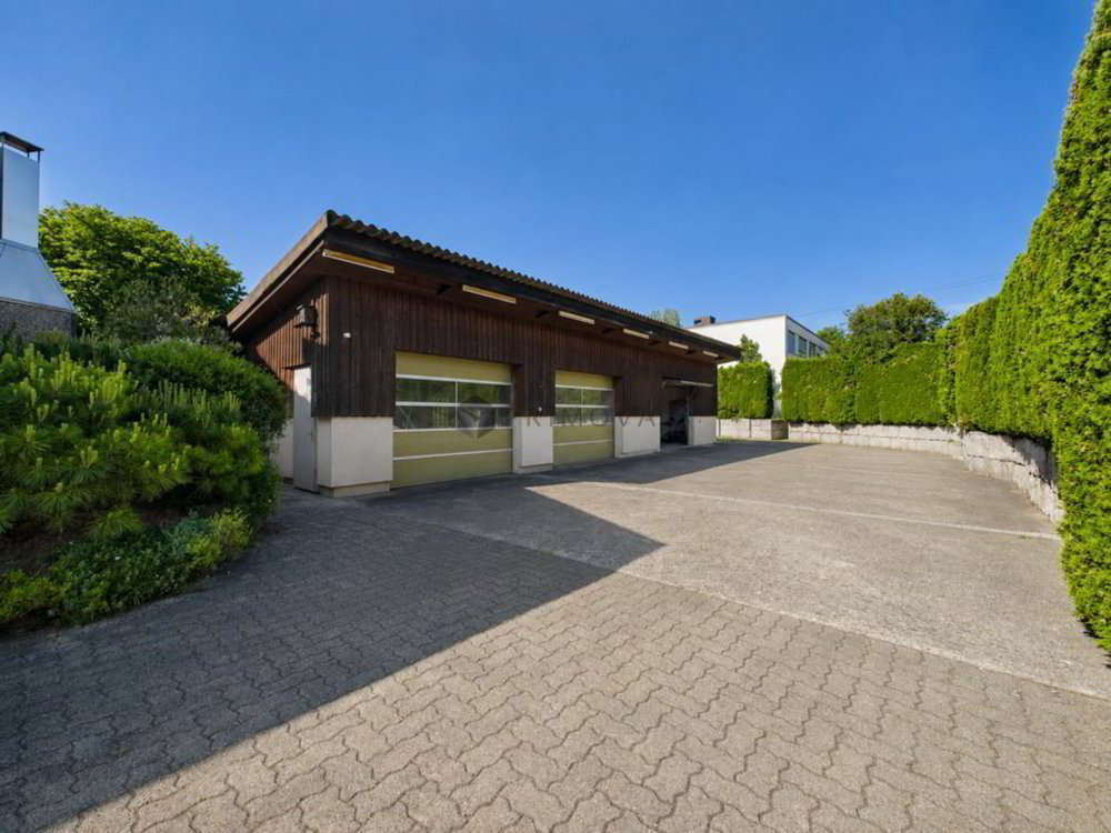 6.5 rooms House to buy in Winterthur - image 1/13