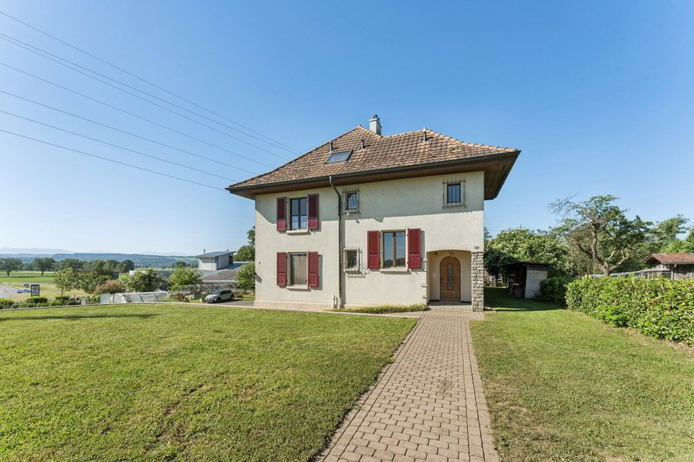 Maison 8.5 pièces à acheter à Villars-le-Grand - image 1/13