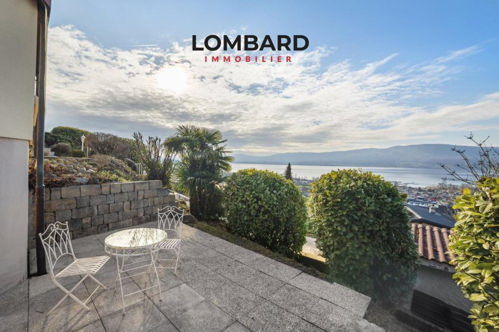 Casa di 6.5 locali in vendita a Cheyres - immagine 1/8