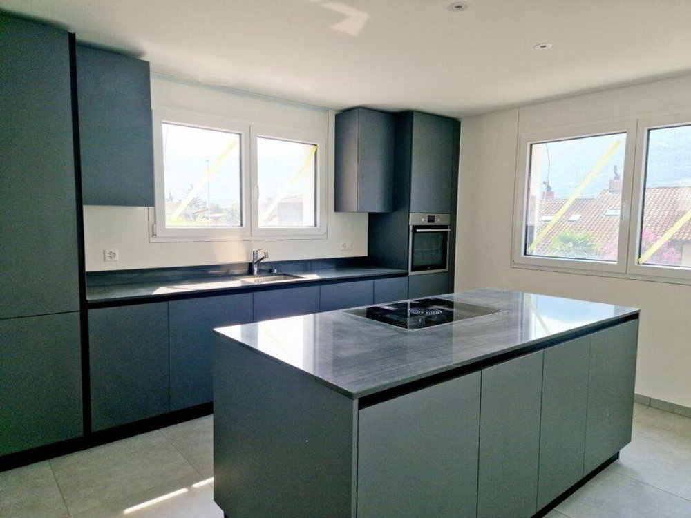 Casa di 4.5 locali in vendita a Cugnasco - immagine 1/7