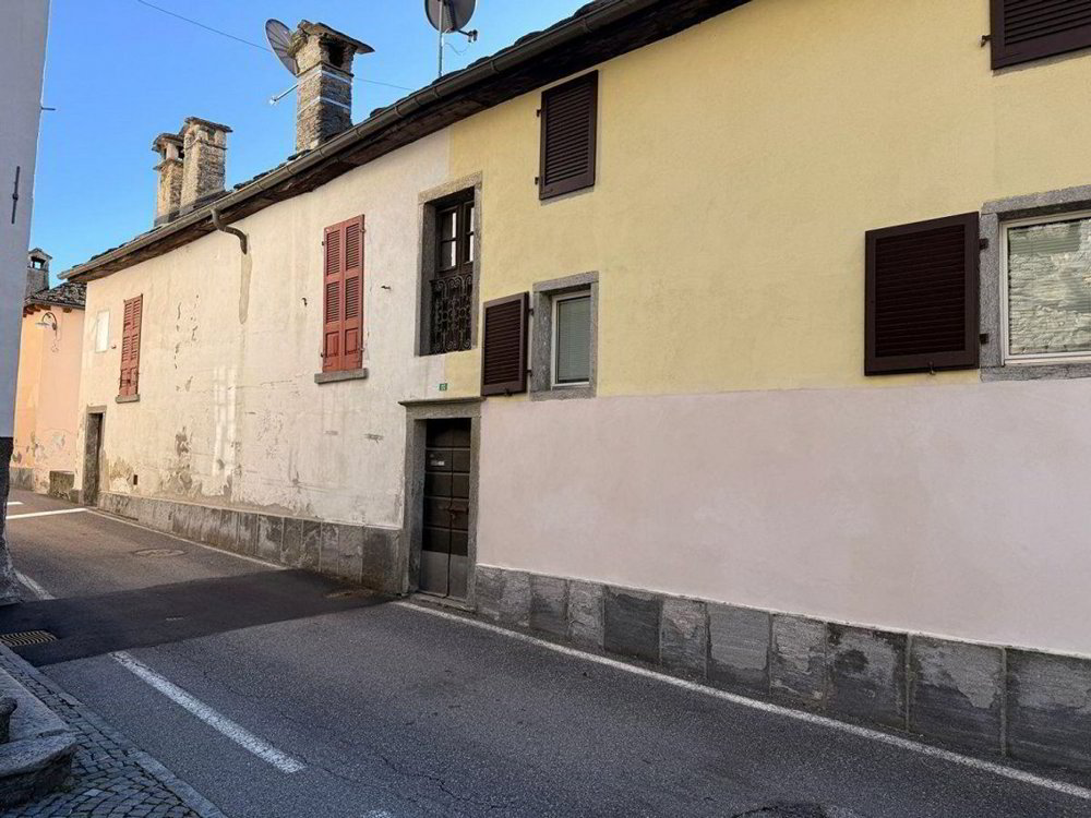 Casa di null locali in vendita a Auressio - immagine 1/8