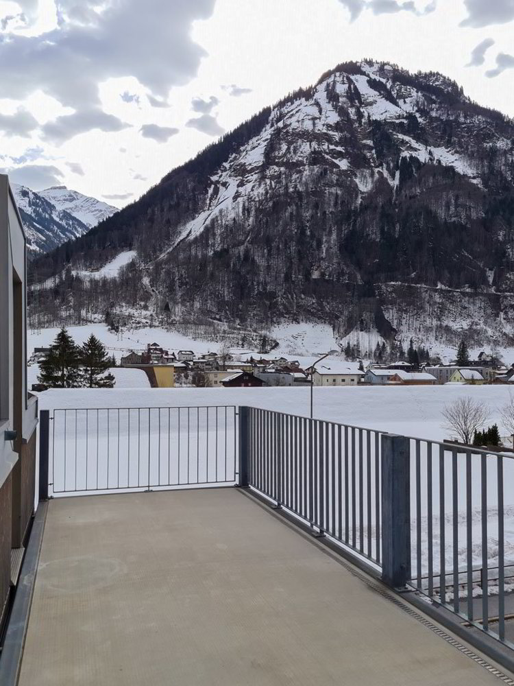 Appartement 4.5 pièces à louer à Linthal - image 1/9