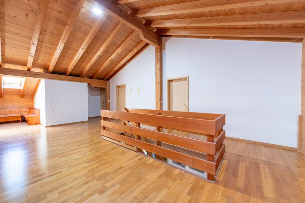 10 rooms House to buy in Lenk im Simmental - image 1/13