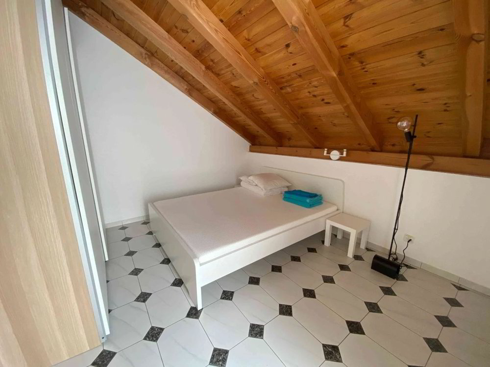 2 Zimmer Wohnung zu vermieten in Malix - Bild 1/5