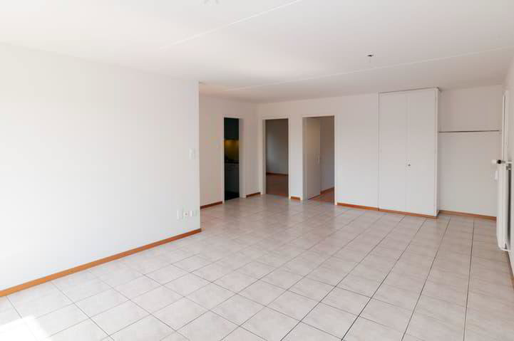 4œ Zimmerwohnung mit Balkon – pohled 5