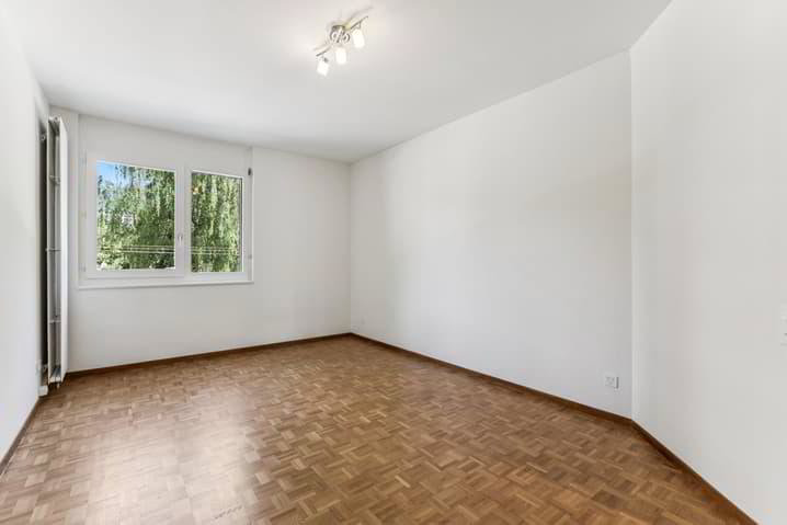 4 rooms Apartment to buy in Genève - image 1/13