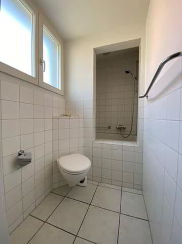 Appartamento di 3.5 locali in affitto a Bienne - immagine 1/9
