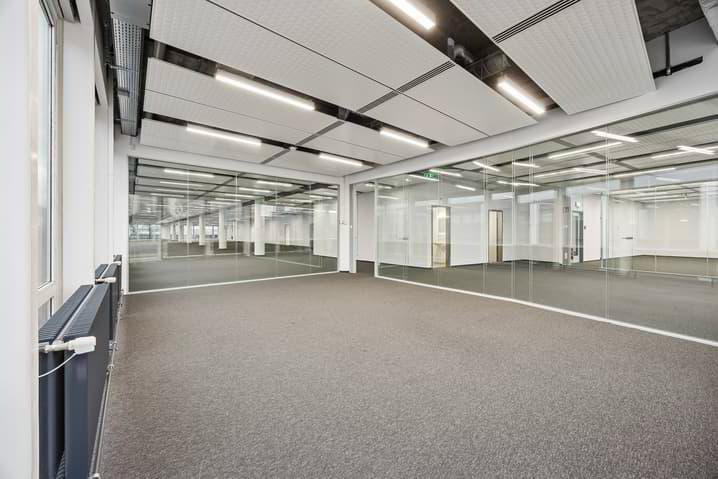 Ufficio & Commercio di null locali in affitto a Bienne - immagine 1/13