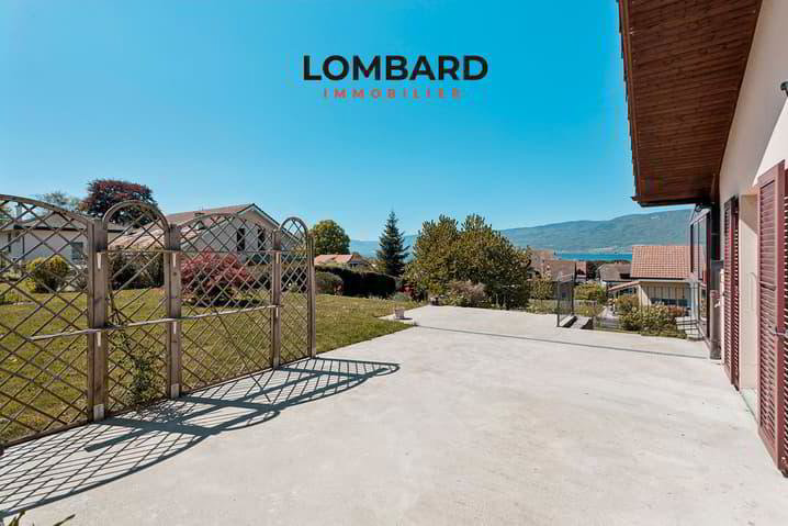 Casa di 5.5 locali in vendita a Cheyres - immagine 1/10