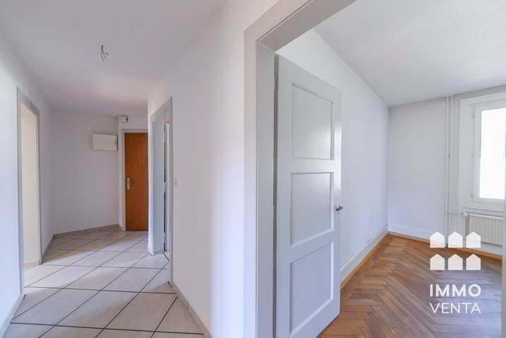 Appartamento di 3.5 locali in affitto a Bienne - immagine 1/12