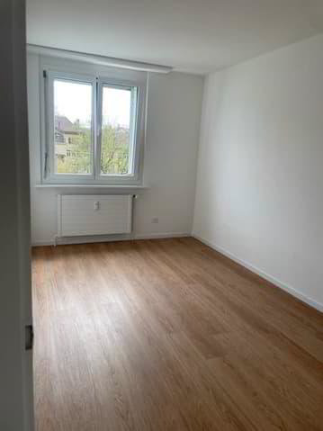 Appartamento di 3.5 locali in affitto a Bienne - immagine 1/6