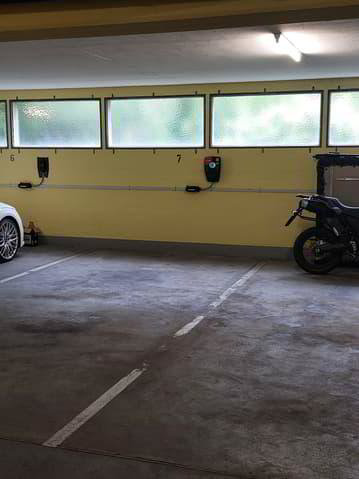 Parcheggio, garage di null locali in affitto a Bienne - immagine 1/2