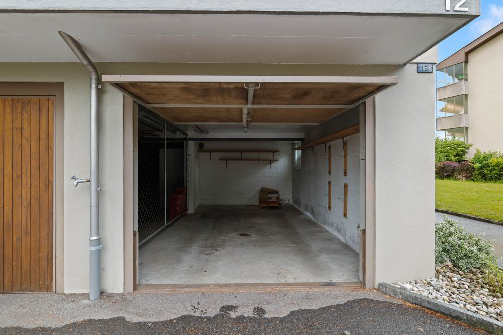 4 rooms Apartment to buy in Wangen an der Aare - image 1/12