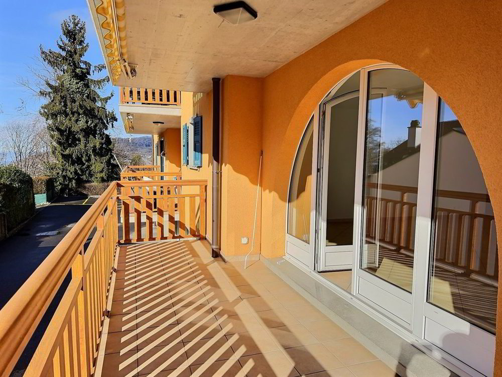 4 rooms Apartment to buy in Blonay - image 1/13