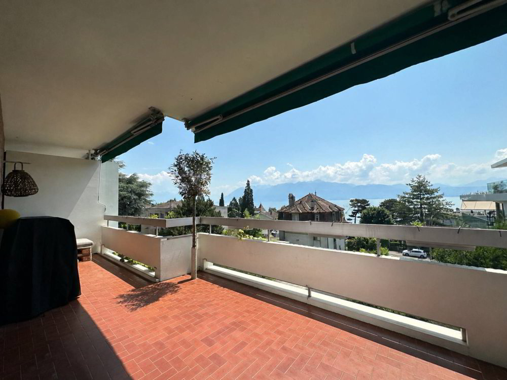 4 rooms Apartment for rent in Pully - image 1/8
