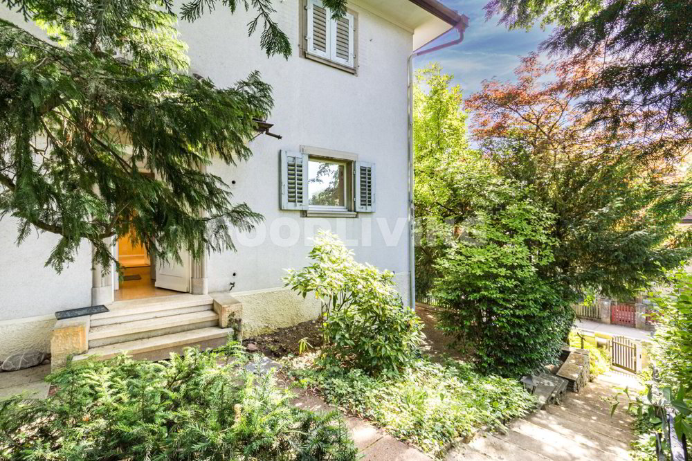 6 Zimmer Haus zum verkaufen in Zurigo - Bild 1/13