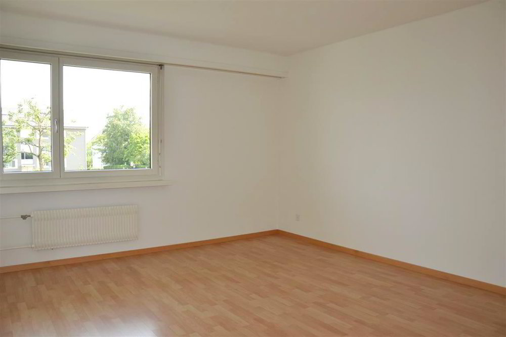 4 rooms Apartment for rent in Cham - image 1/5