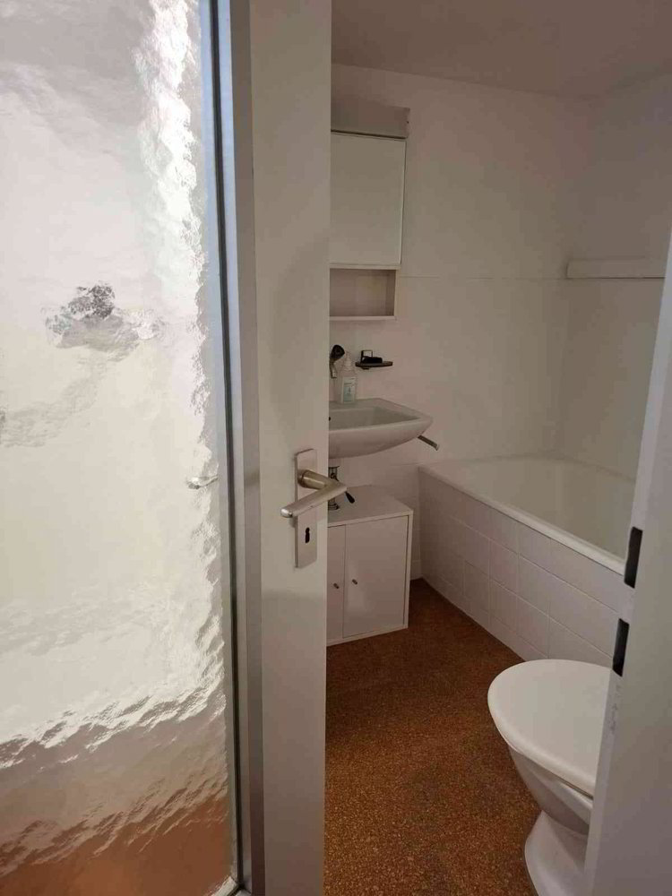 2.5 Zimmer Haus zum verkaufen in Gähwil - Bild 1/11