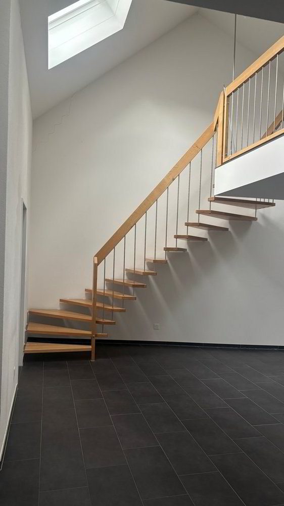 4 Zimmer Wohnung zu vermieten in Domat/Ems - Bild 1/9