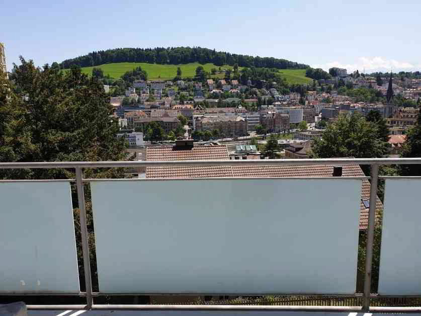 2 rooms Apartment for rent in St. Gallen - image 1/8