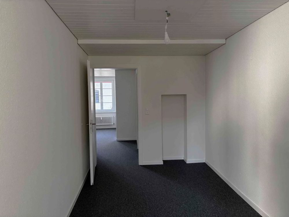 3 Zimmer Büro zu vermieten in Gelterkinden - Bild 1/3