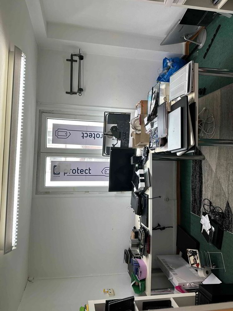 4.5 rooms Office & Commercial for rent in Basilea - image 1/4