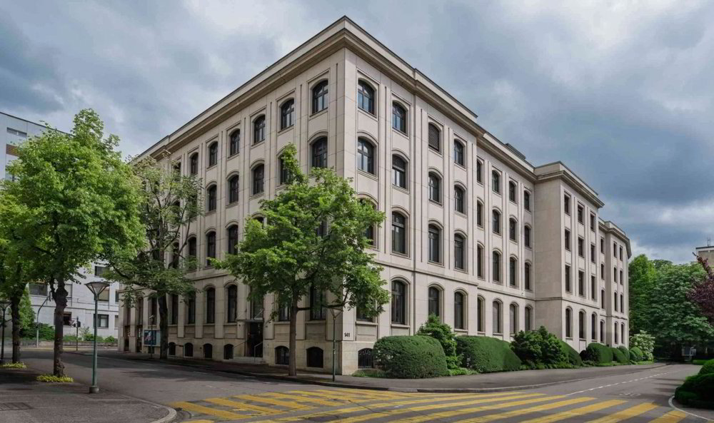 1 rooms Office & Commercial for rent in Bâle - image 1/7