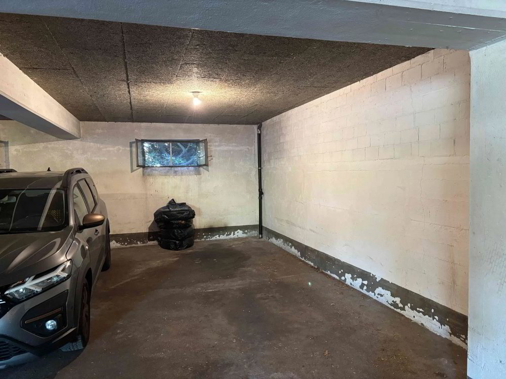 Parking, garage null pièces à louer à Baden - image 1/1