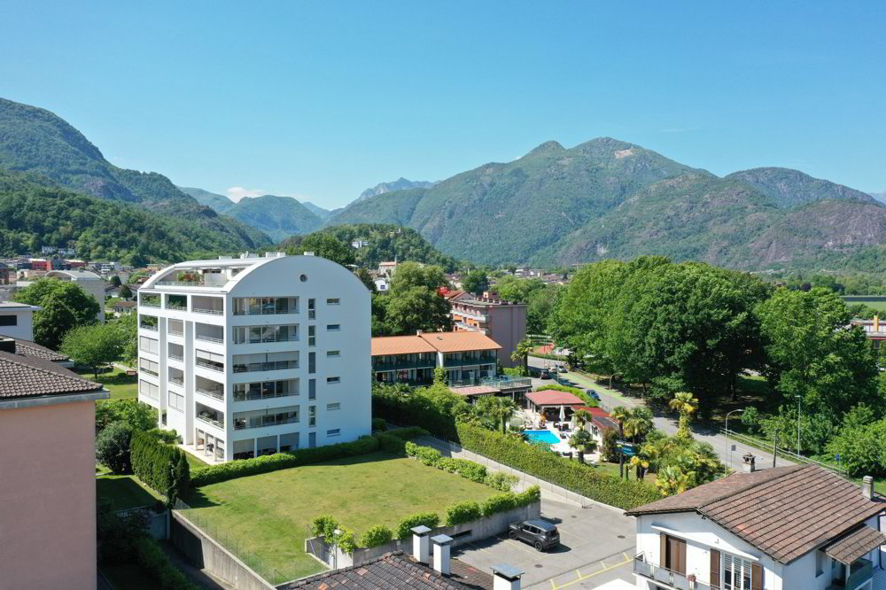 Appartamento di 5 locali in vendita a Losone - immagine 1/12