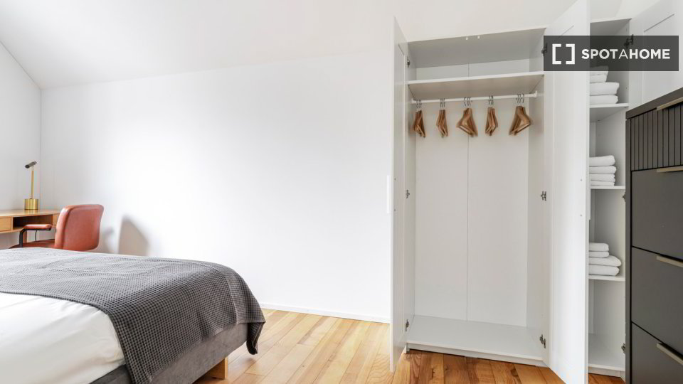 3 rooms Apartment for rent in Opfikon - image 1/13