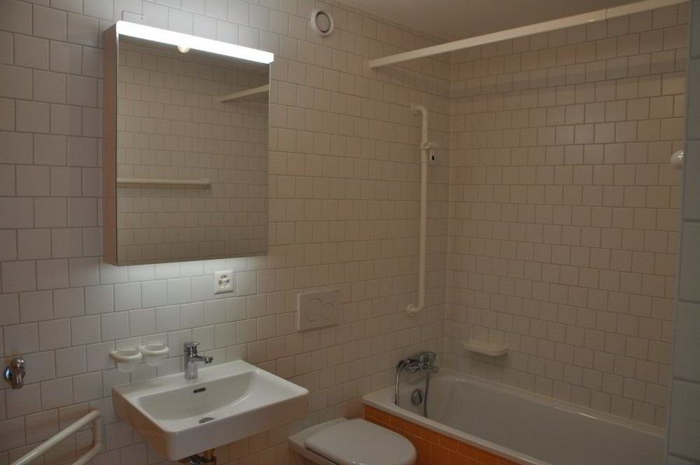 3 rooms Apartment for rent in Sion - image 1/5
