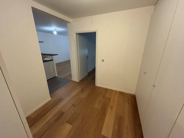3 rooms Apartment for rent in Geneva - image 1/5