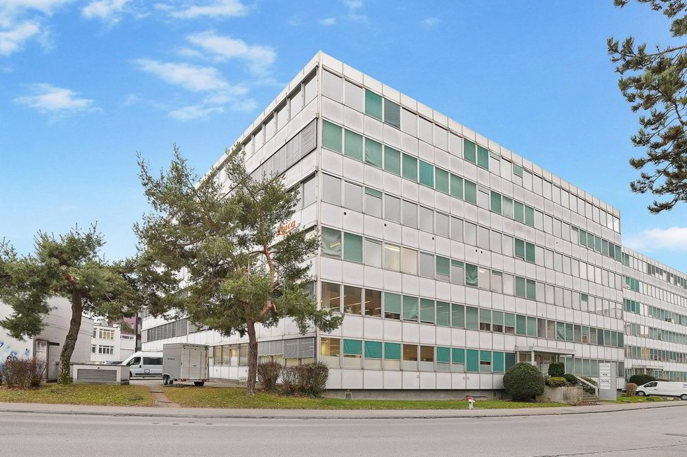 Ufficio & Commercio di null locali in affitto a Glattbrugg - immagine 1/9