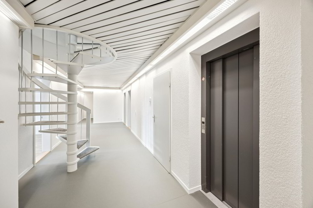 10 Zimmer Büro zu vermieten in Bern - Bild 1/8