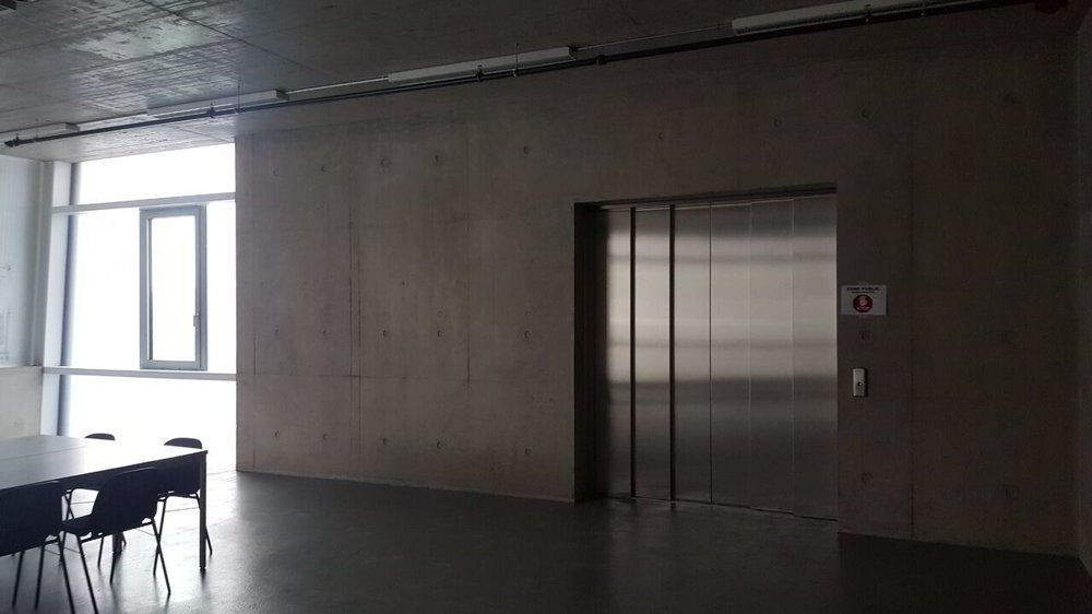 Atelier de 1 pièce en location à Satigny - 87 m²