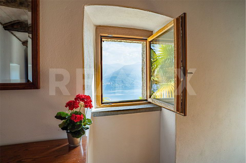 2.5 Zimmer Wohnung zum verkaufen in Brissago - Bild 1/4