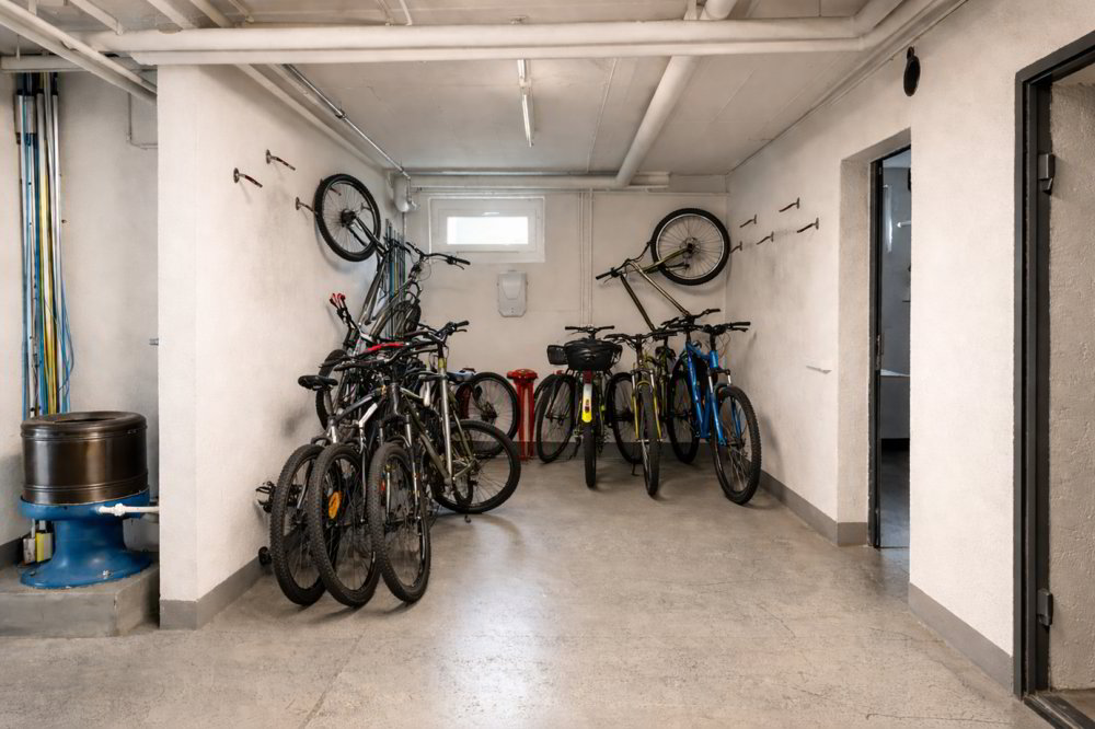 4 Zimmer Wohnung zu vermieten in Männedorf - Bild 1/10