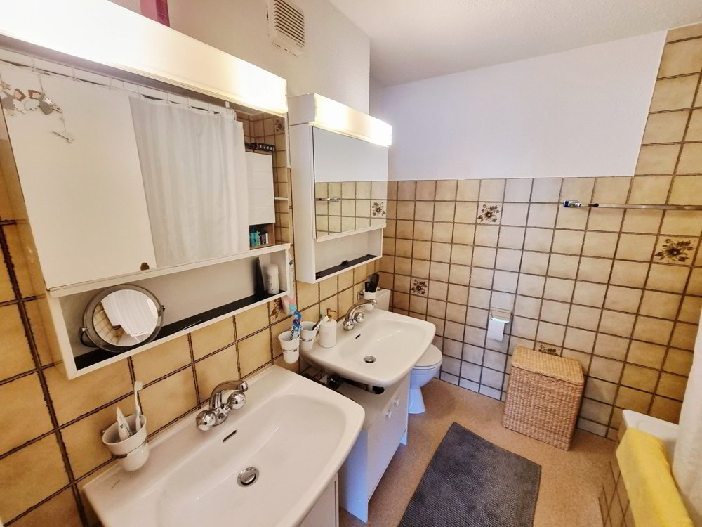Appartement 5 pièces à louer à Rheineck - image 1/8