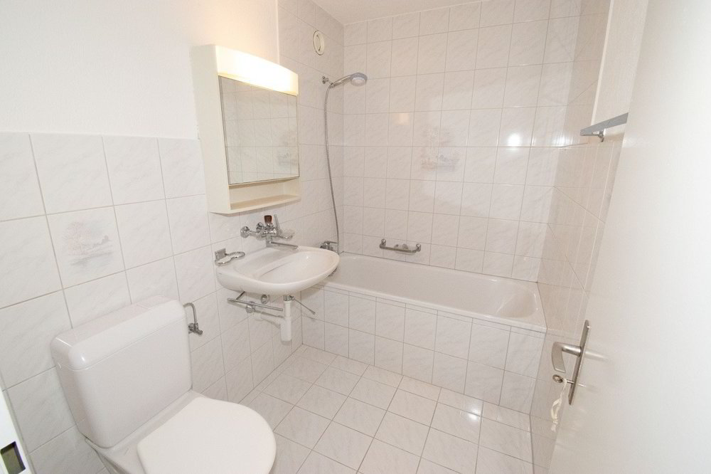 Appartement 3 pièces à louer à Unterkulm - image 1/13