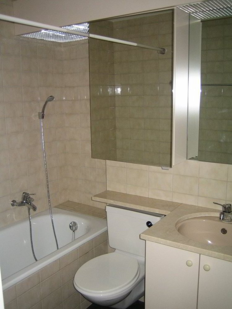 Appartement 2 pièces à louer à Lyss - image 1/7