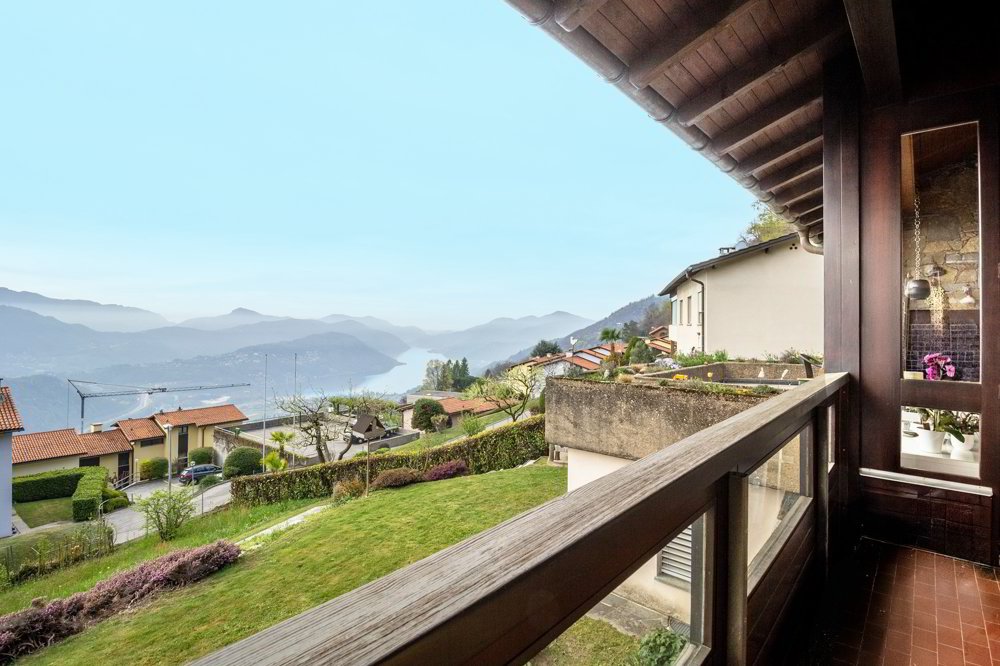 Casa di 8 locali in vendita a Cademario - immagine 1/13