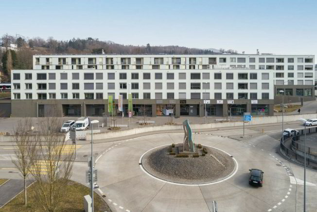 Parking, garage null pièces à louer à Aarburg - image 1/1