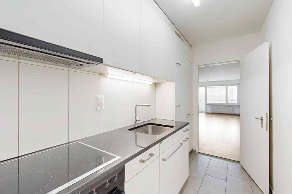 1.5 rooms Apartment for rent in Basel - image 1/6