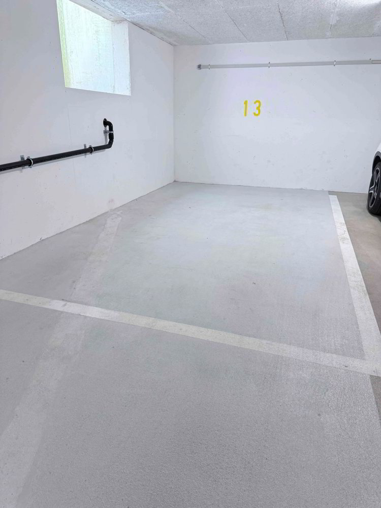 Parking, garage null pièces à louer à Hosenruck - image 1/2