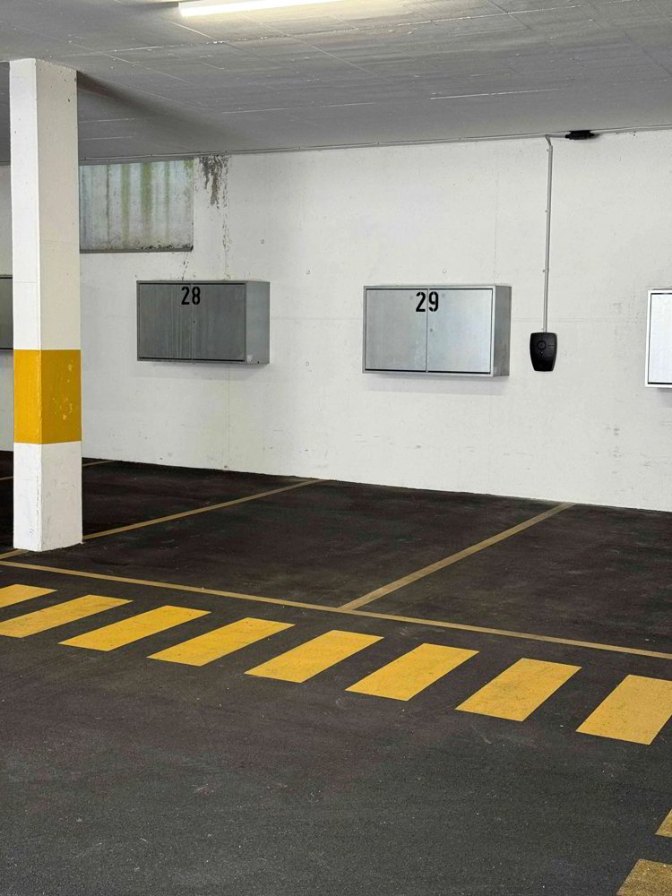 Parking, garage null pièces à louer à Oberrohrdorf - image 1/2