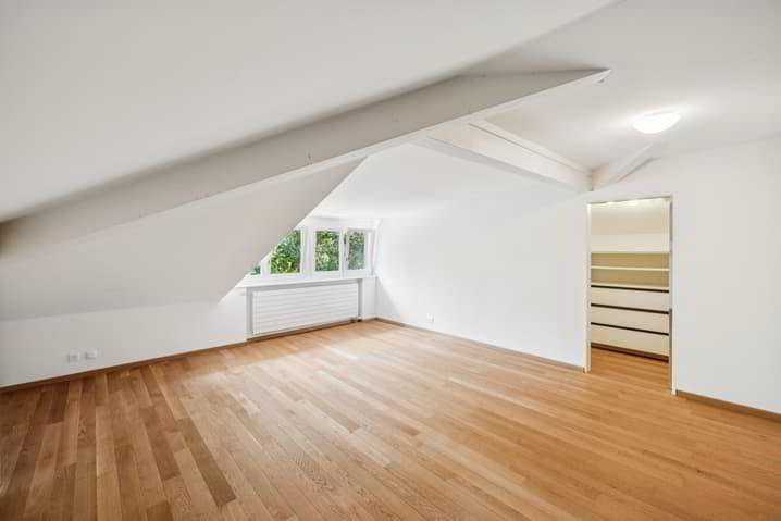 9 Zimmer Haus zum verkaufen in Sion - Bild 1/13