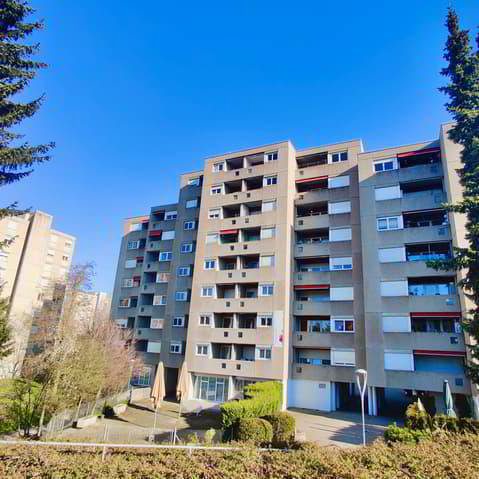 null rooms Car park, garage for rent in Lausanne - image 1/1