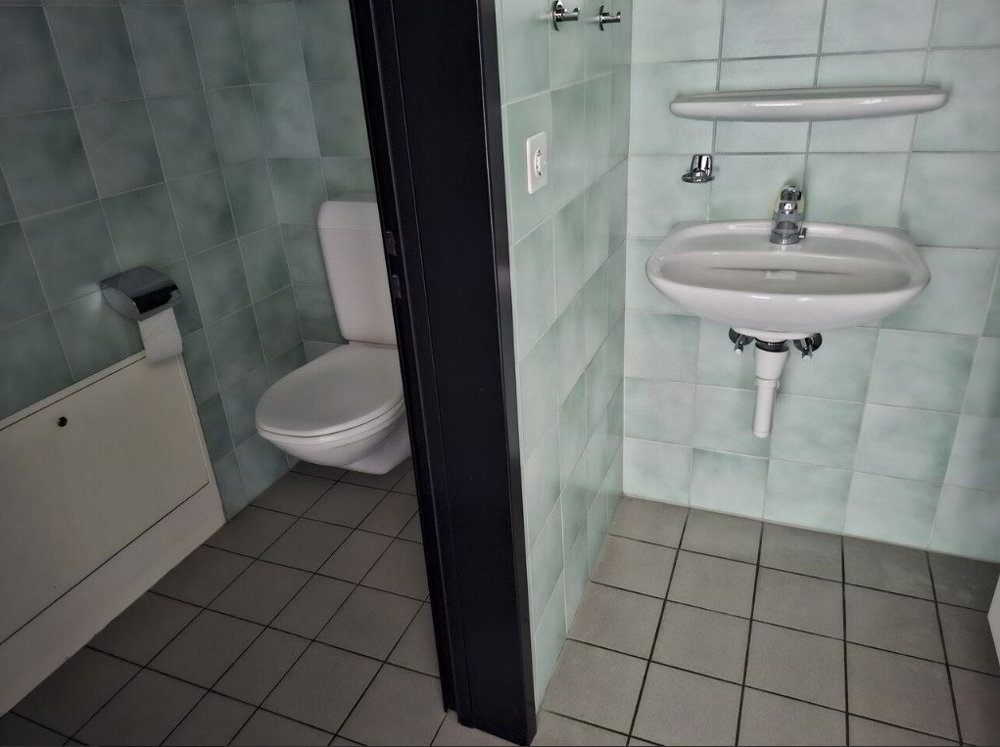 null rooms Office & Commercial for rent in Corminboeuf - image 1/10
