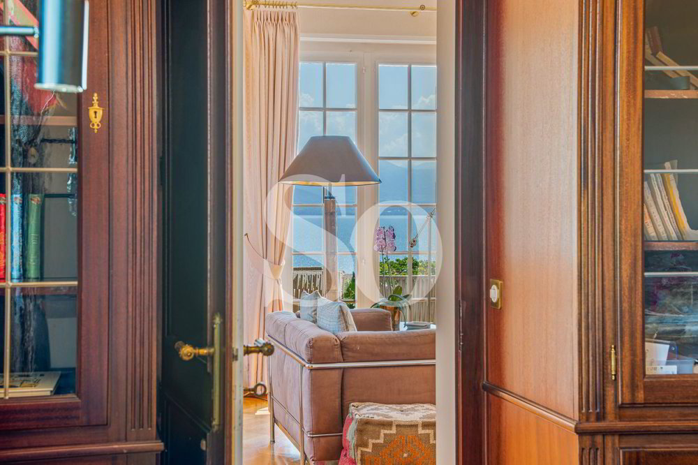 Maison 9 pièces à acheter à Dully - image 1/1