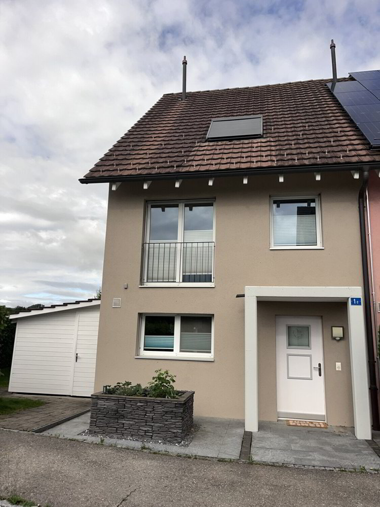 5 Zimmer Haus zu vermieten in Schwarzenbach SG - Bild 1/10